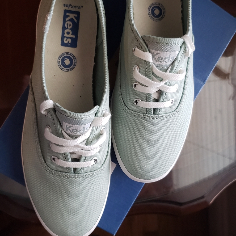 Keds Women's Mint Canvas Sneakers